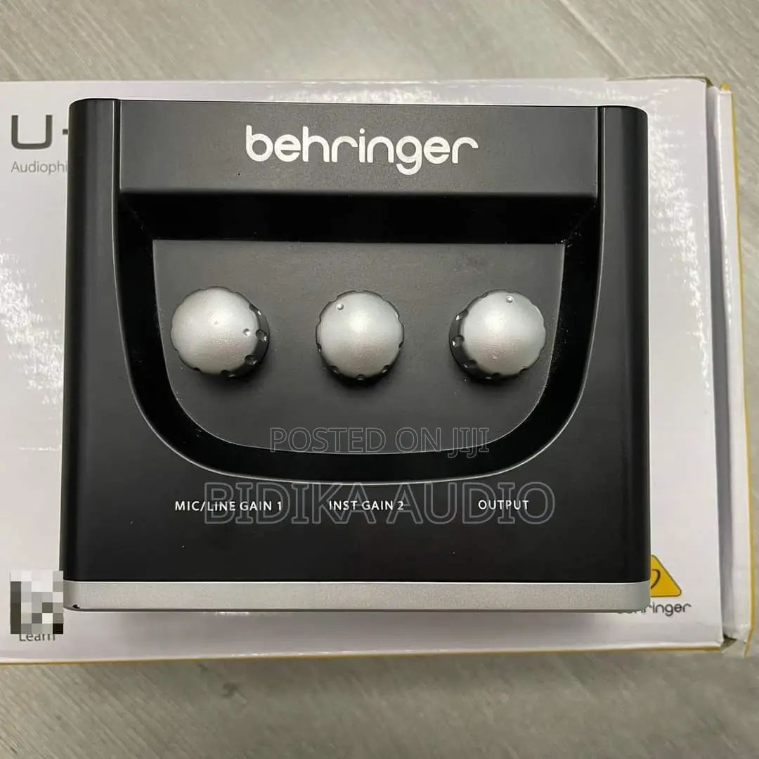 Behringer Sound Card Um2 Amp