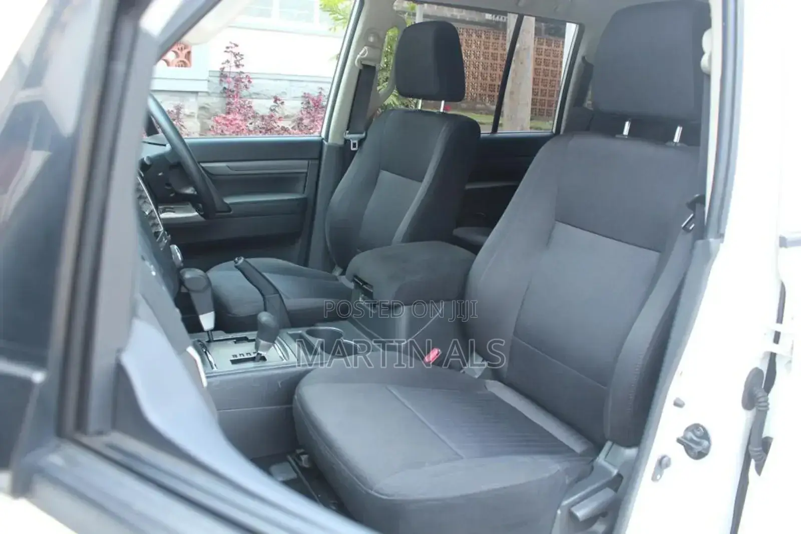 Mitsubishi Pajero V90 3.0 GR 2017 White