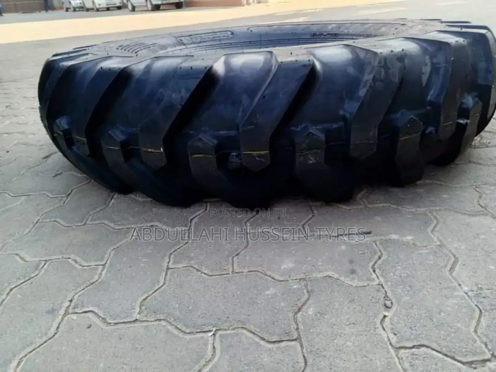 14.00 _24 Roadshine Tyres