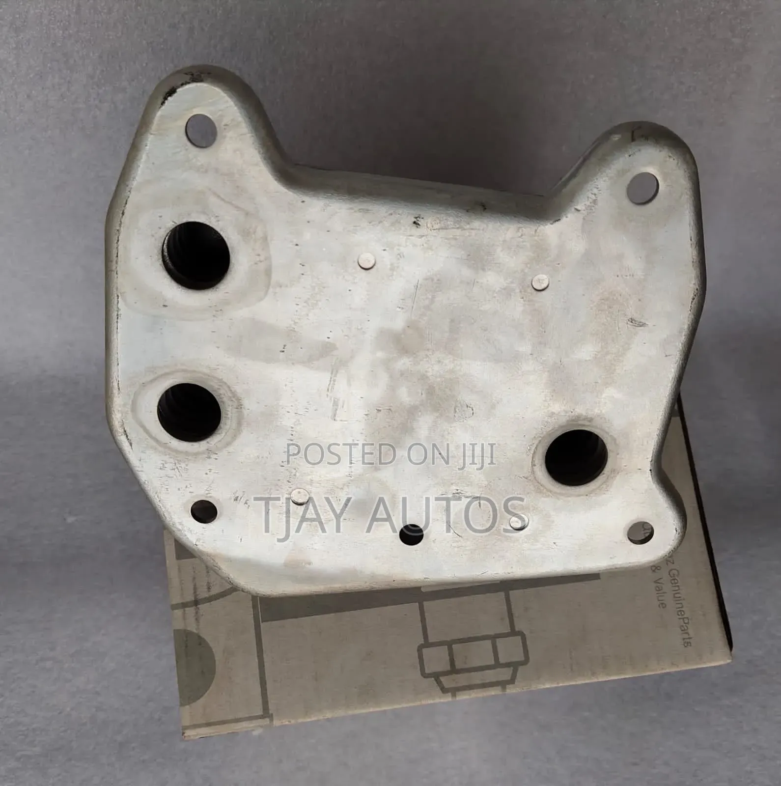 New Oil Cooler for Mercedes Dodge Sprinter 6111880301