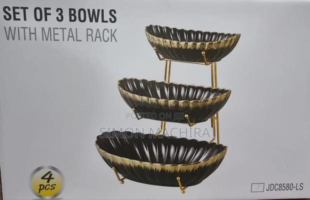 3 Ceramic Fruit Bowls