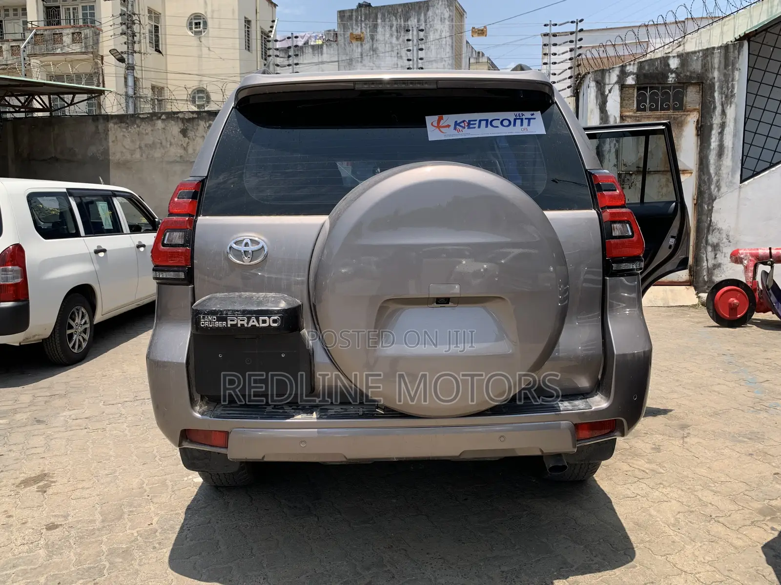 Toyota Land Cruiser Prado 2.8 2018 Gold