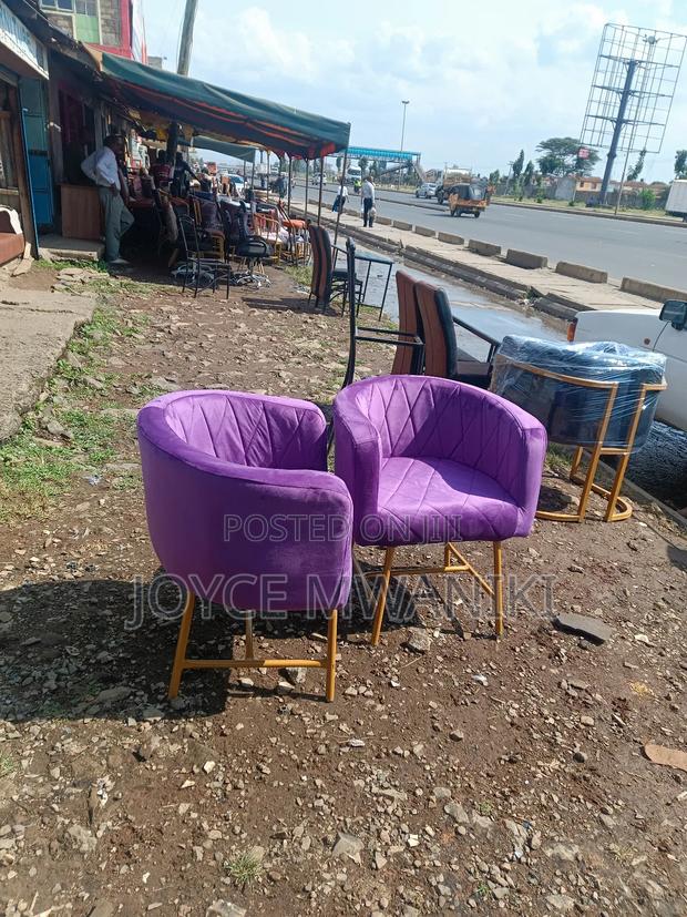 Styling Seats, Purple and Gold