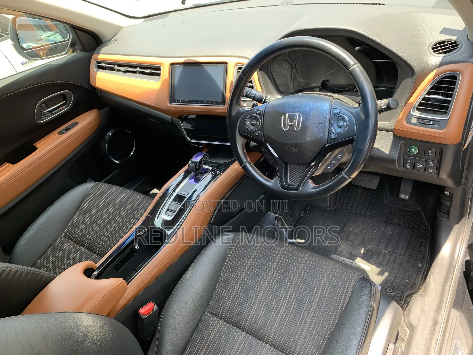Honda Vezel 1.5 Hybrid 4WD 2017 Black