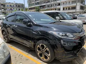 Honda Vezel 1.5 Hybrid 4WD 2017 Black