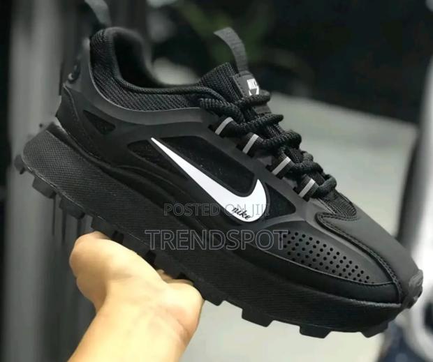*Nike Bailleli*
Size 40- 44. - thumbnail 2
