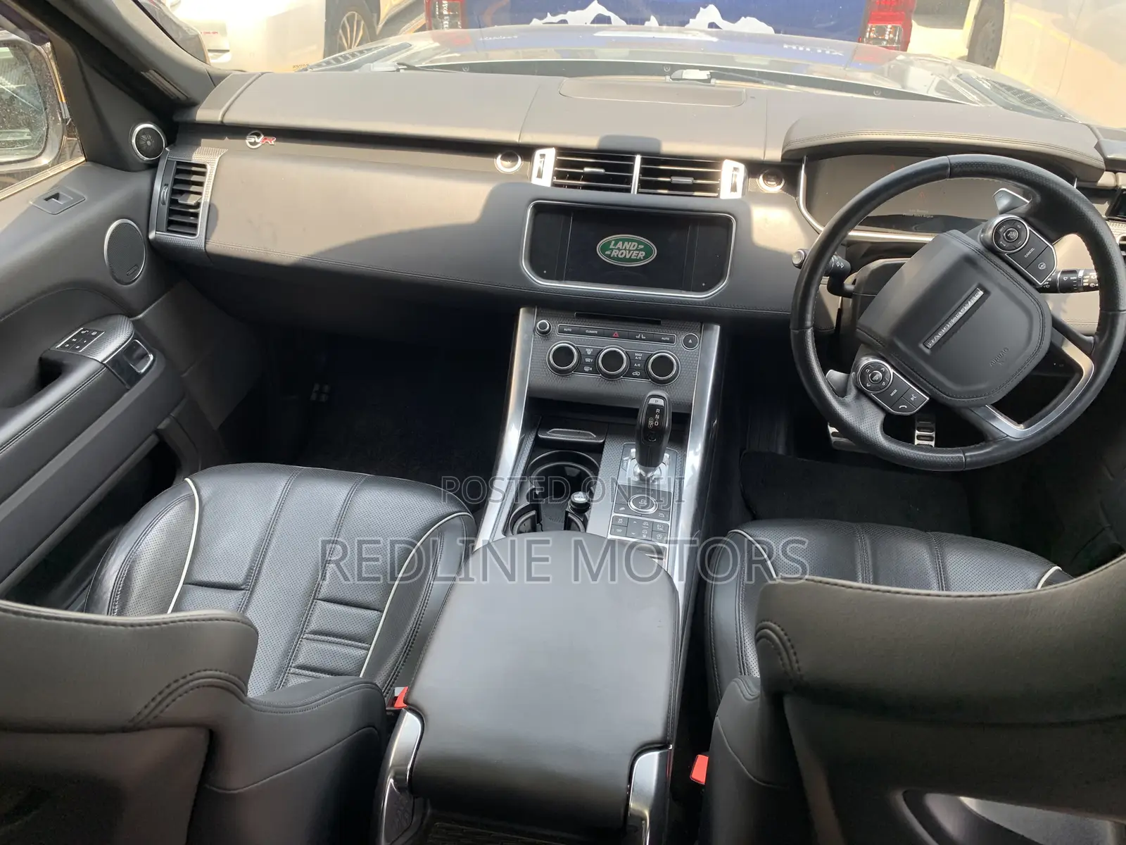 Land Rover Range Rover Sport SVR 4x4 (5.0L 8cyl 8A) 2017 Gray
