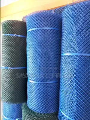 Plastic Poultry Mesh - Wholesale Price at 400/- For 10m