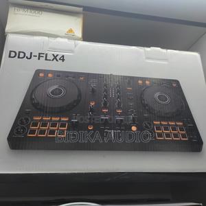 Quality DJ Mixer - Flx4 - main view