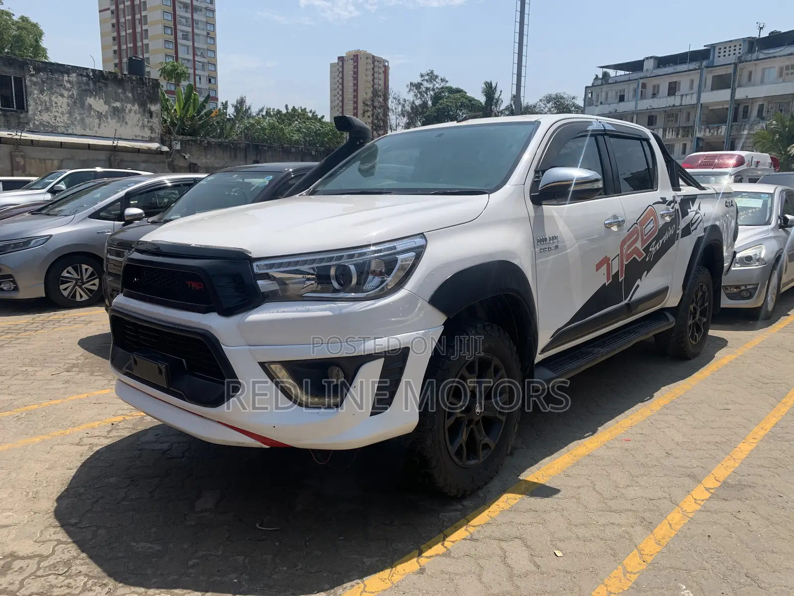 Toyota Hilux SR5+ 4x4 2017