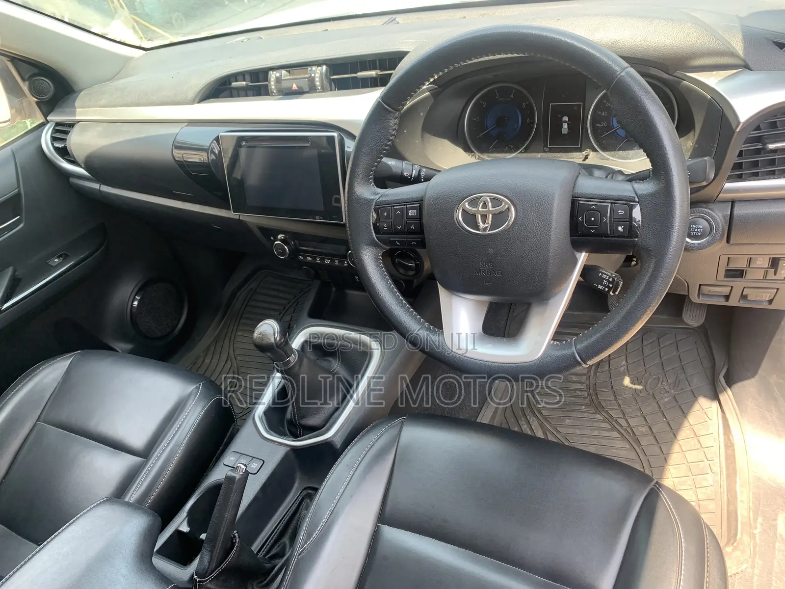 Toyota Hilux SR5+ 4x4 2017