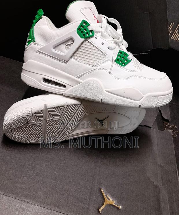Jordan 4 Retro Metallic/ Pine Green Sneaker - thumbnail 3