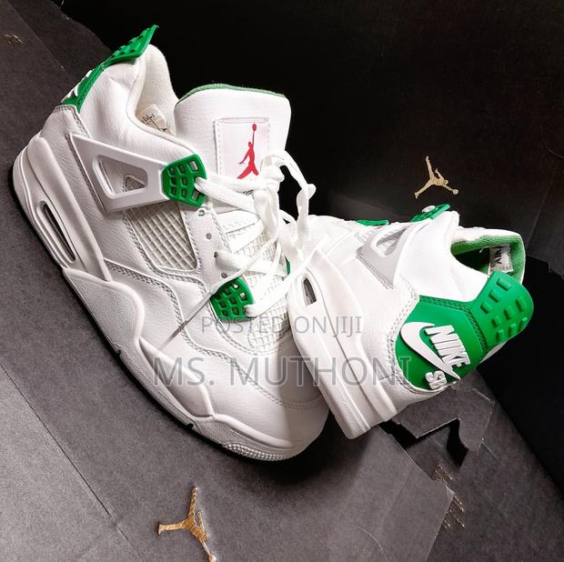 Jordan 4 Retro Metallic/ Pine Green Sneaker - thumbnail 4