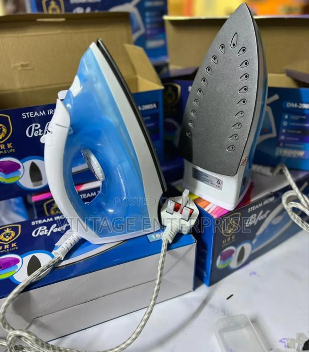 Steam Iron Urk, Steam Urk Iron Box - main view