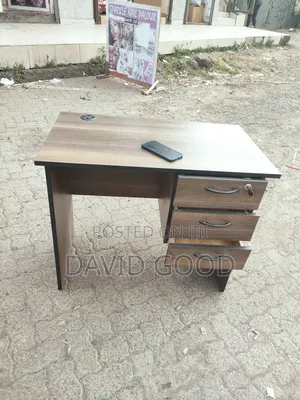 Office Table 0.9m