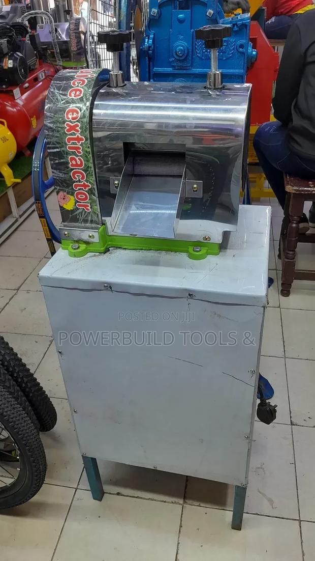 Sugarcane Extruder Machine - main view