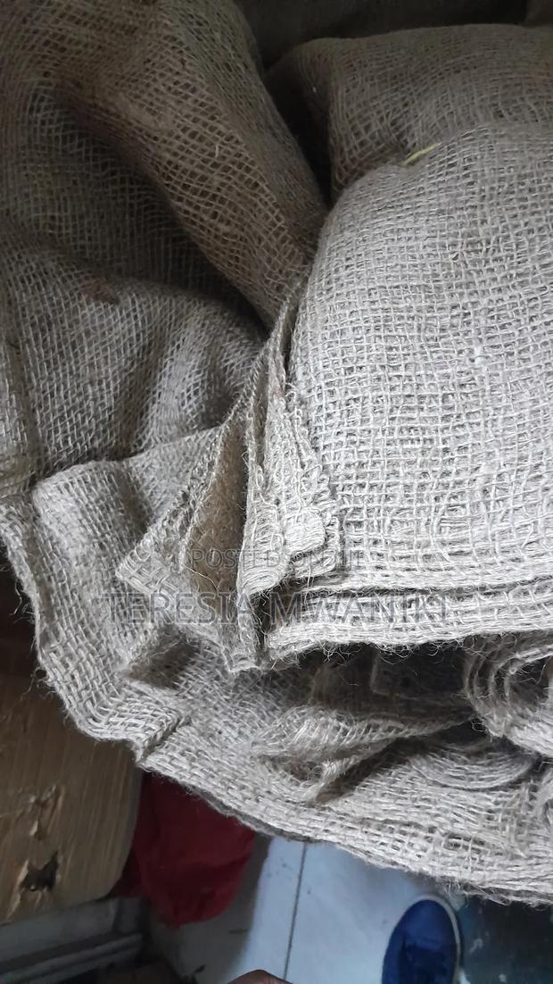 Construction Hessian Cloth/ Jute / Burlap Cloth. - thumbnail 2