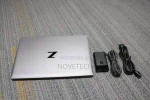 Laptop HP ZBook Firefly G8 16GB Intel Core I7 SSD 512GB