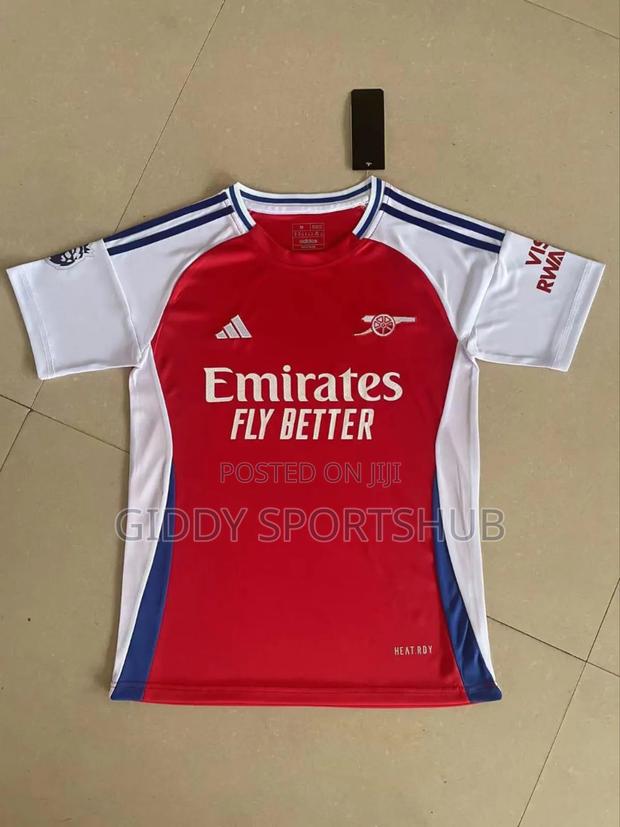 Arsenal Jearsy Home, Away and Third Kit - thumbnail 2