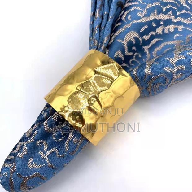 6 Pieces Gold Napkin Rings - thumbnail 8