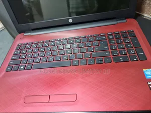 Laptop HP 15-Dw1197nia 8GB Intel Core I5 HDD 320GB
