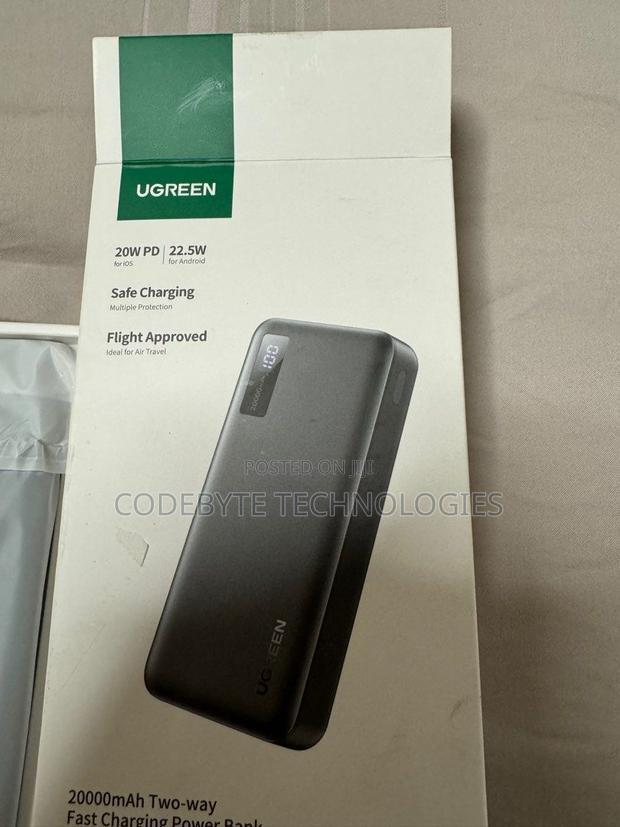 UGREEN 100W 20000mah Power Bank Two-Way Fast Charging - thumbnail 2