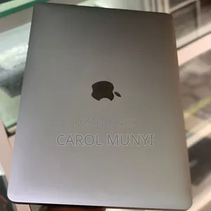 New Laptop Apple MacBook Pro 2017 16GB Intel Core I7 SSD 256GB