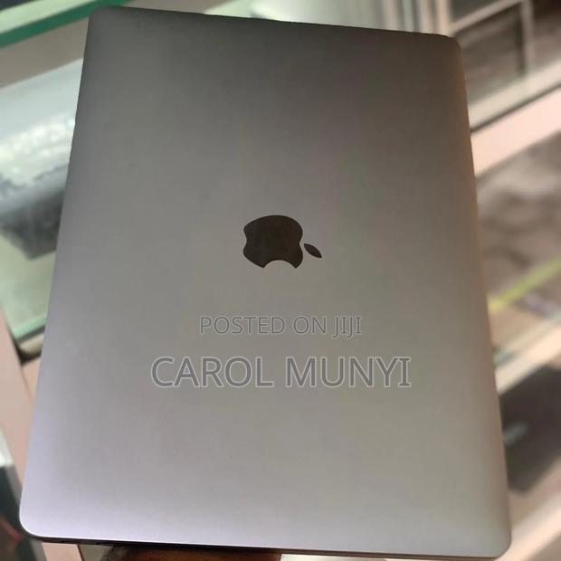 New Laptop Apple MacBook Pro 2017 16GB Intel Core I7 SSD 256GB - thumbnail 3