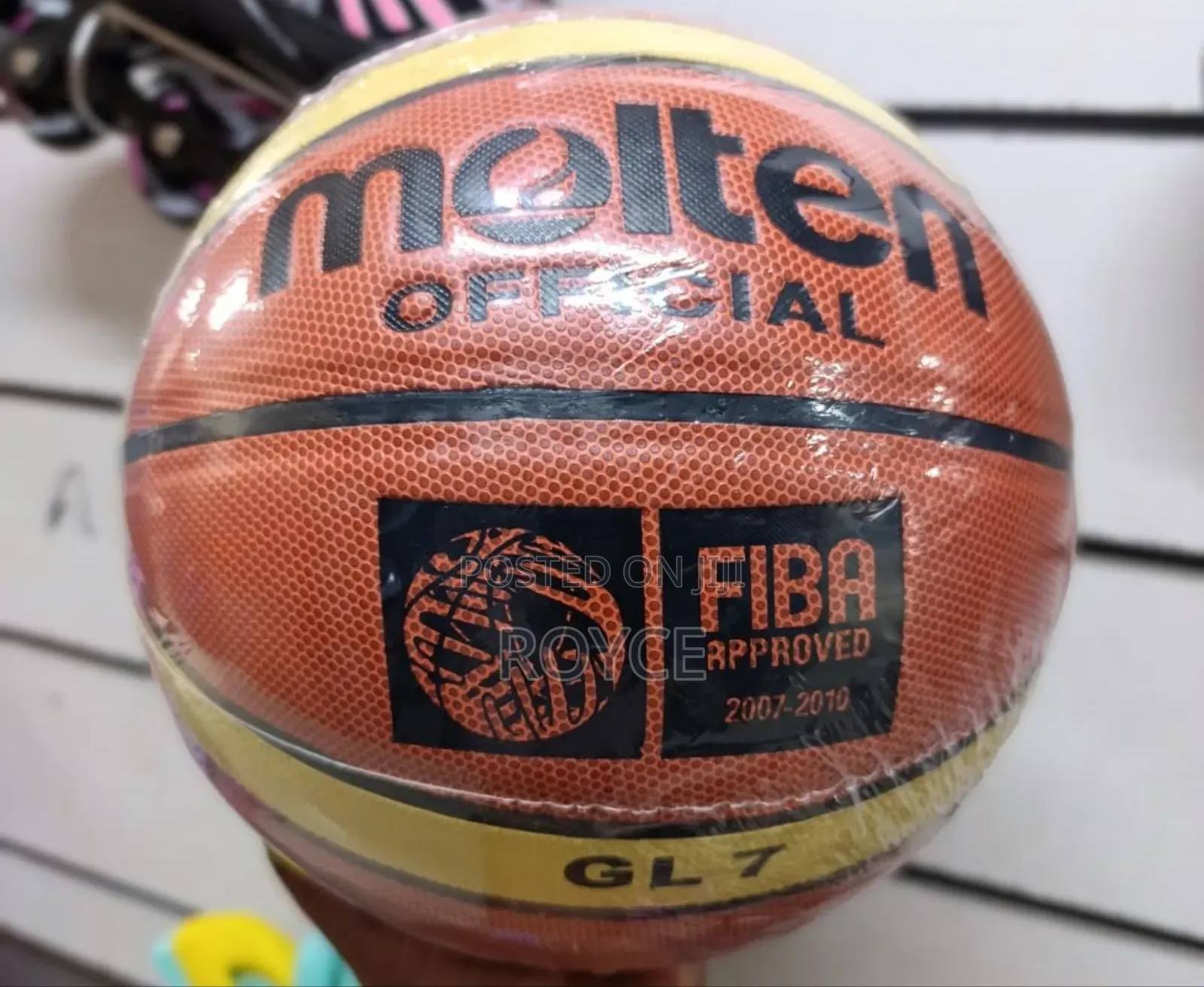 Official Molten Basketball-7"