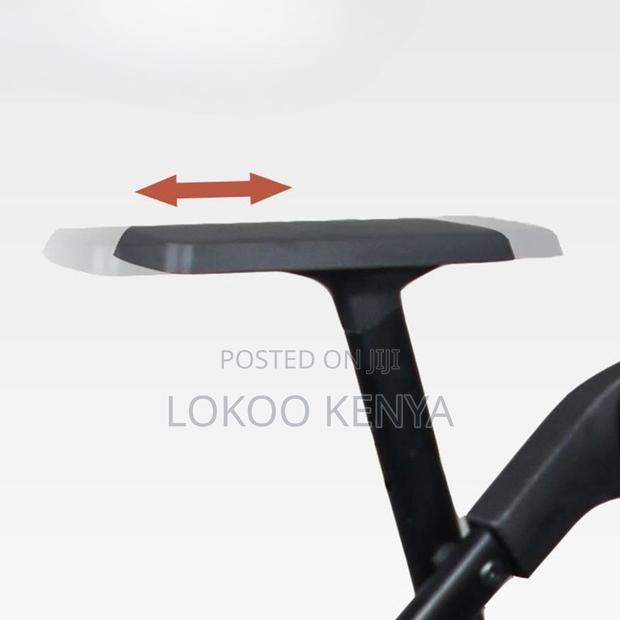Office Chair: Foldable Conference Training Room Seat - thumbnail 5