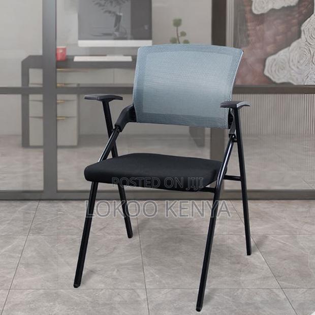 Office Chair: Foldable Conference Training Room Seat - thumbnail 3