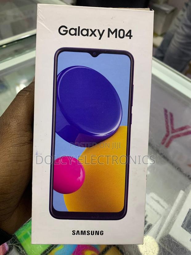 New Samsung Galaxy M04 128 GB Black - main view