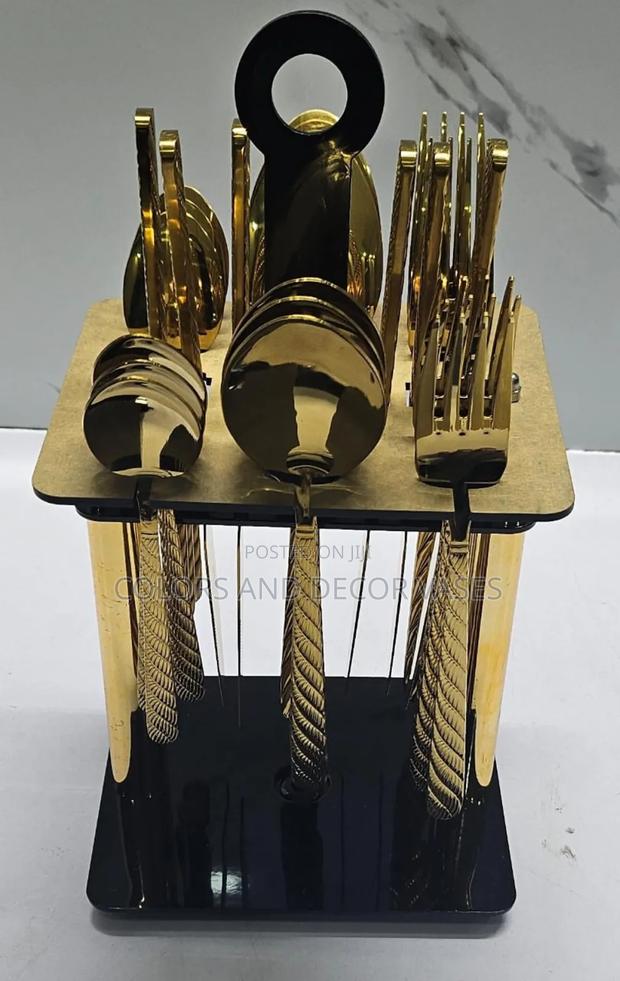 Gold Cutlery Set - main view