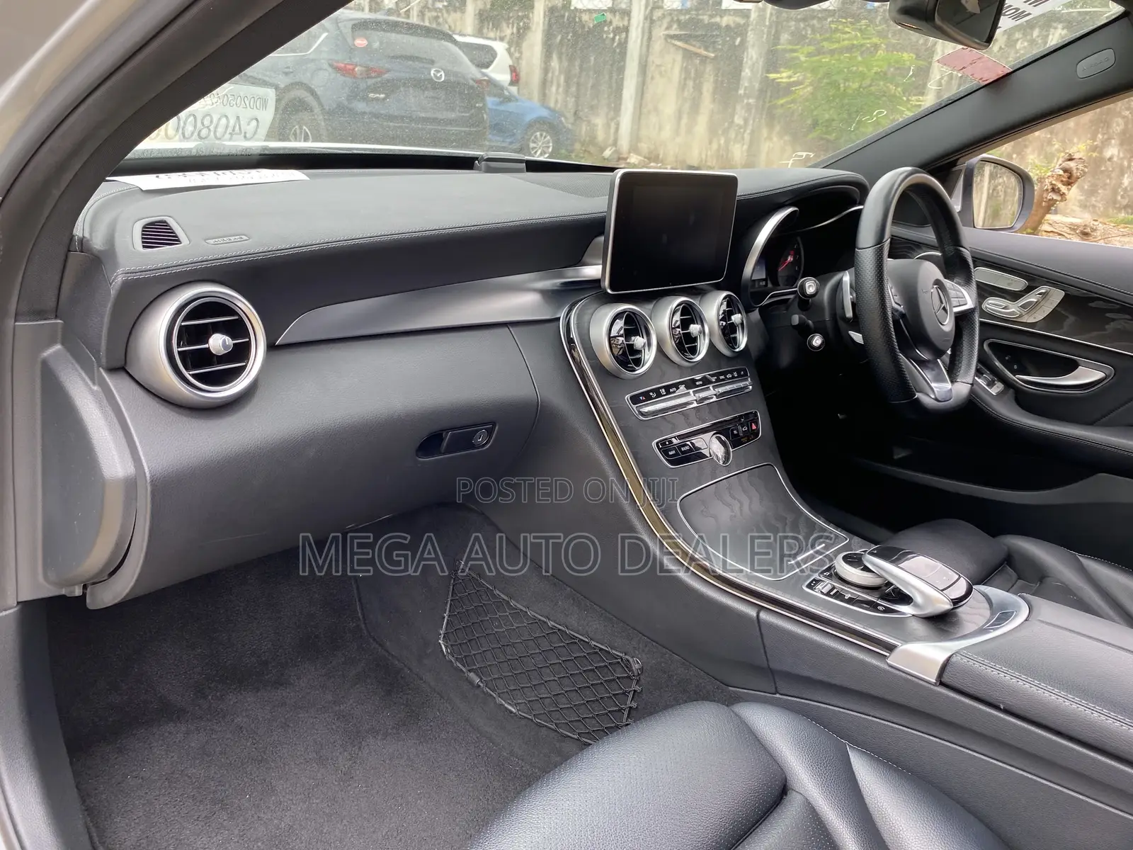 Mercedes-Benz C200 2018 Silver