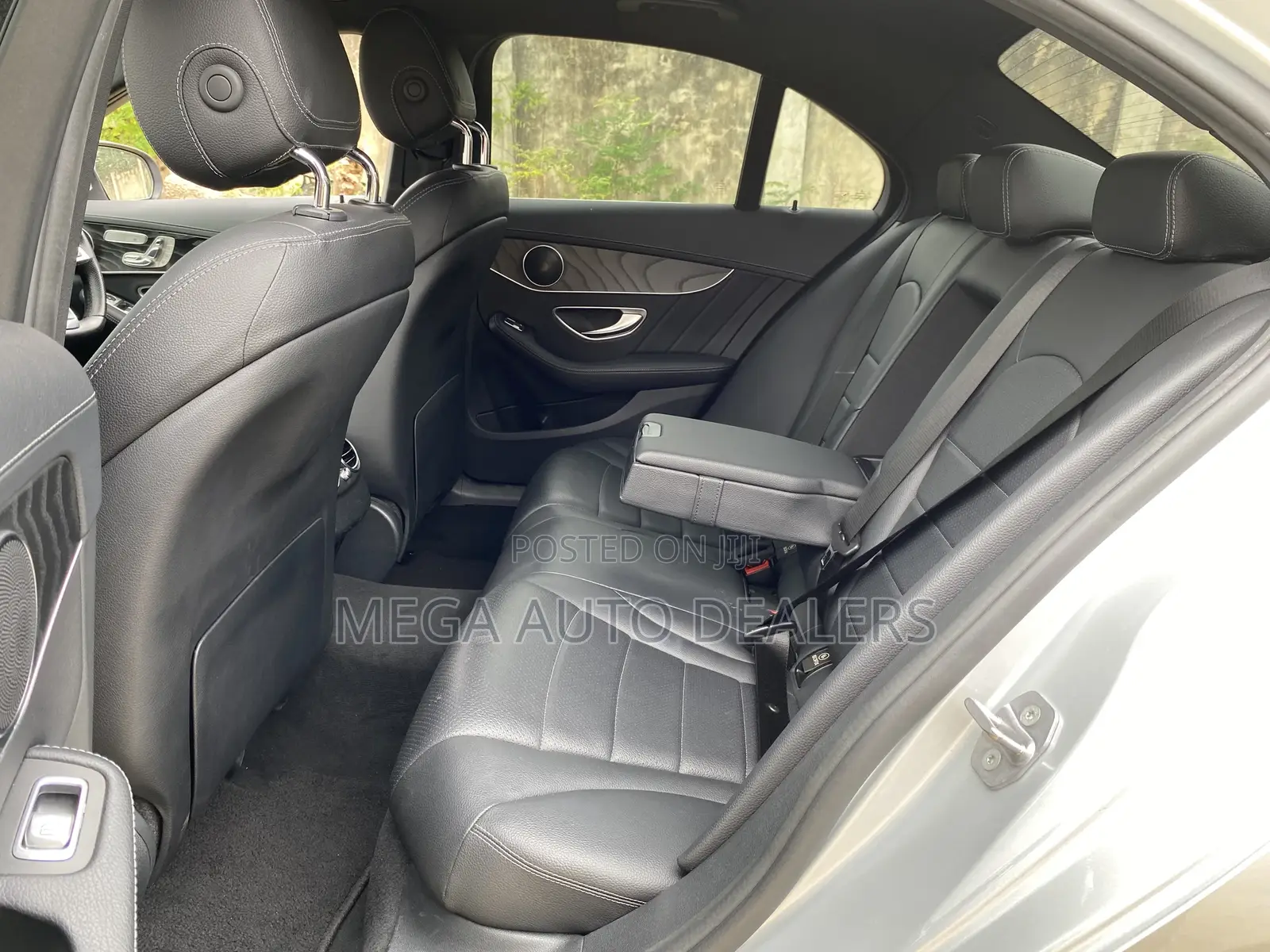 Mercedes-Benz C200 2018 Silver