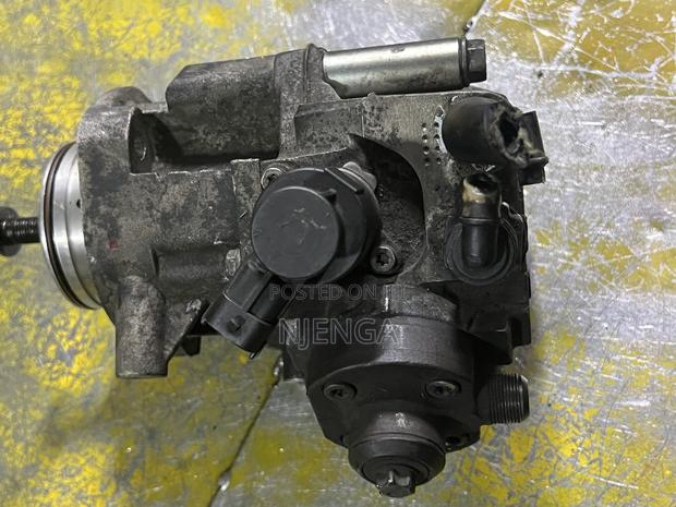 Injector/Presser Pump 4 4p10 Engine - thumbnail 2