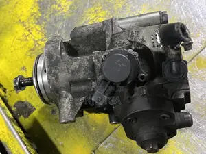 Injector/Presser Pump 4 4p10 Engine