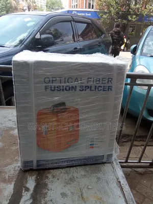 High Quality Optical Fiber Fusion Splicer Machine \\