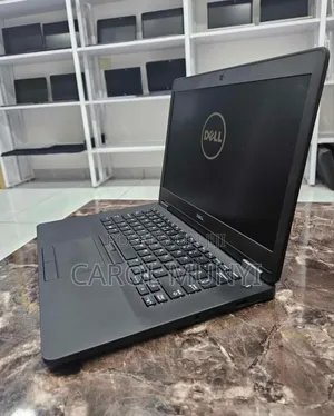 New Laptop Dell Latitude 7390 8GB Intel Core I5 SSD 256GB