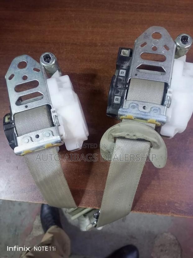 Alion 260front Seatbelts. - thumbnail 3
