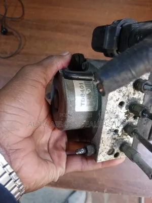 Nissan X- Trail T31 ABS Pump.