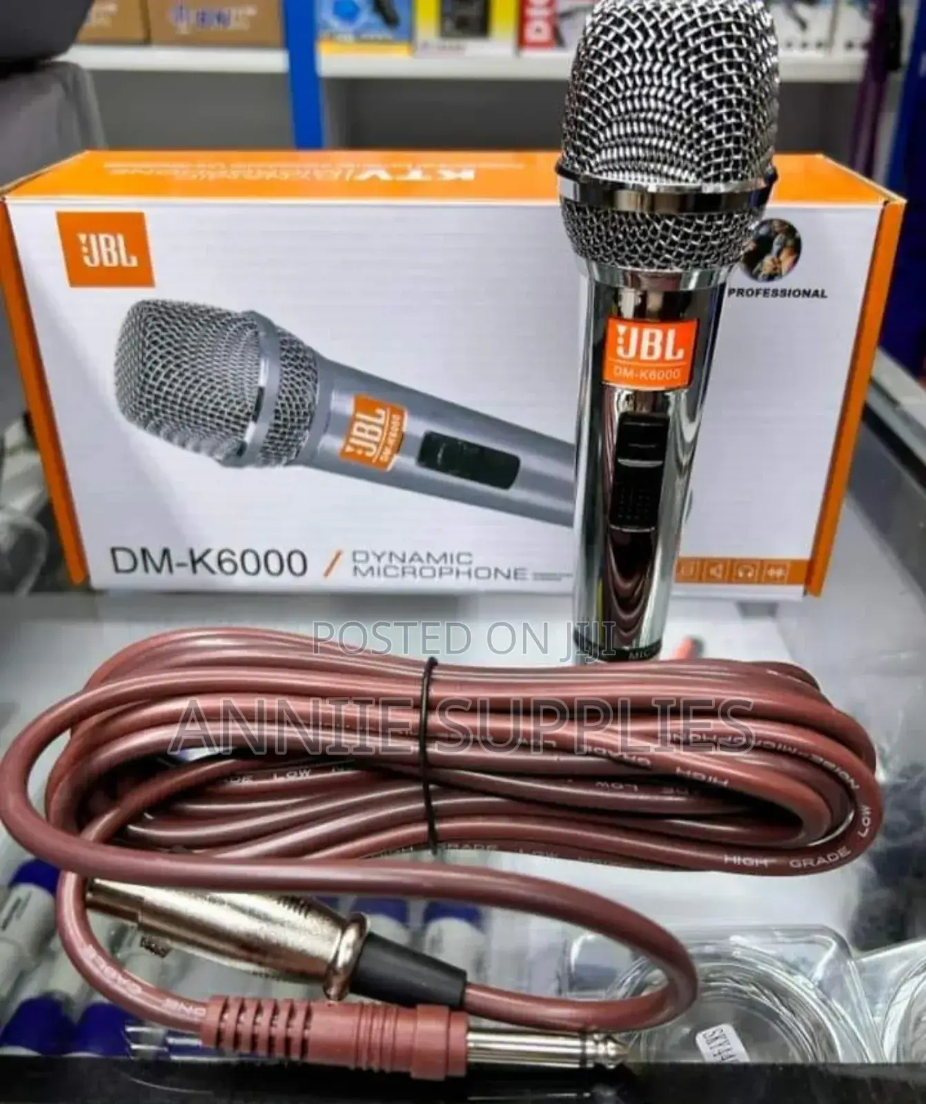 JBL Wire Microphone