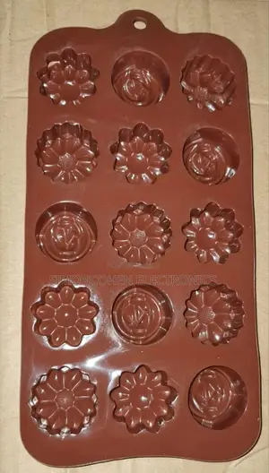 15 Slots Chocolate Moulds