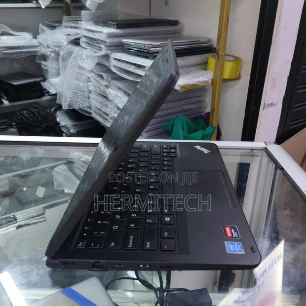 Laptop Lenovo Yoga 11e 4GB Intel Celeron SSD 256GB - thumbnail 3