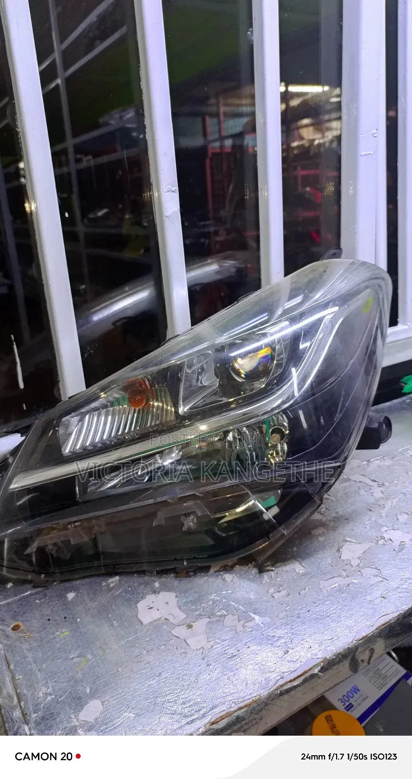 Vitz 270 Non Zenon Headlight