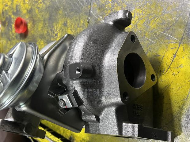 Turbo for 1hdte Engine V8 Landcluser - thumbnail 2
