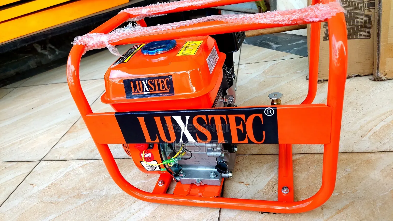 Luxstec Industrial Poker Vibrator