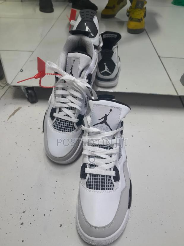Nlike Air Jordan J4 - thumbnail 2