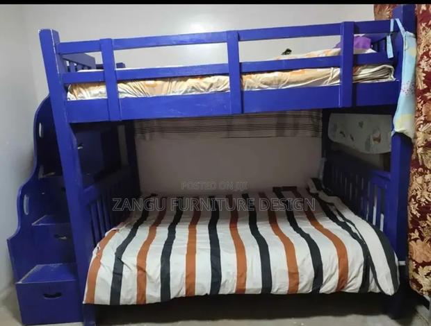 Blue Double Decker - main view