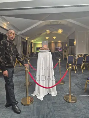 Event Stanchions/Queue Dividers